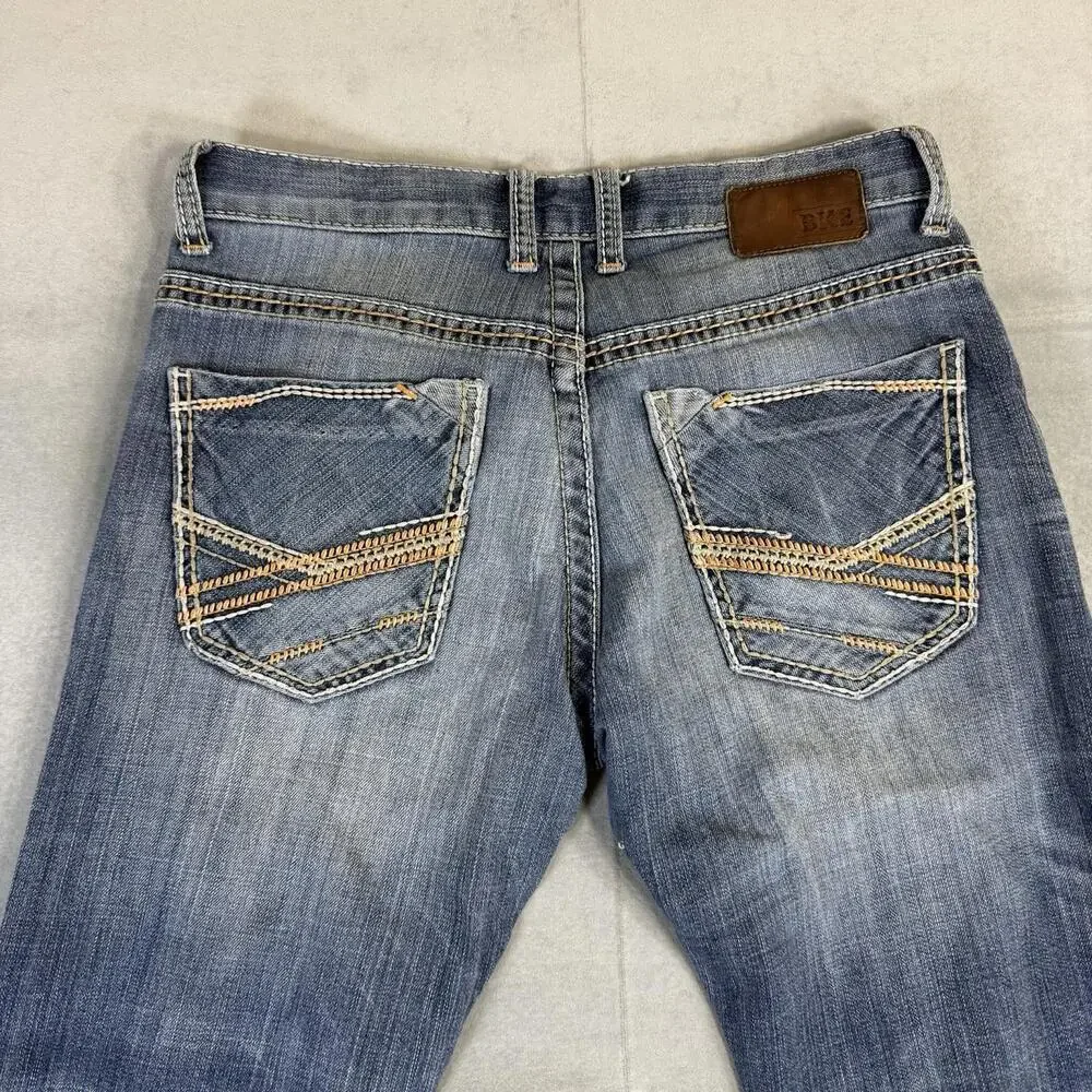 BKE Carter Jeans Mens 31R Blue Med Wash Distressed Straight Leg Modern Fit Denim